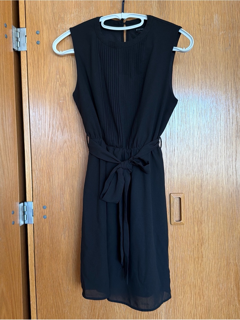 Sleeveless Black Tie-Waist Dress
